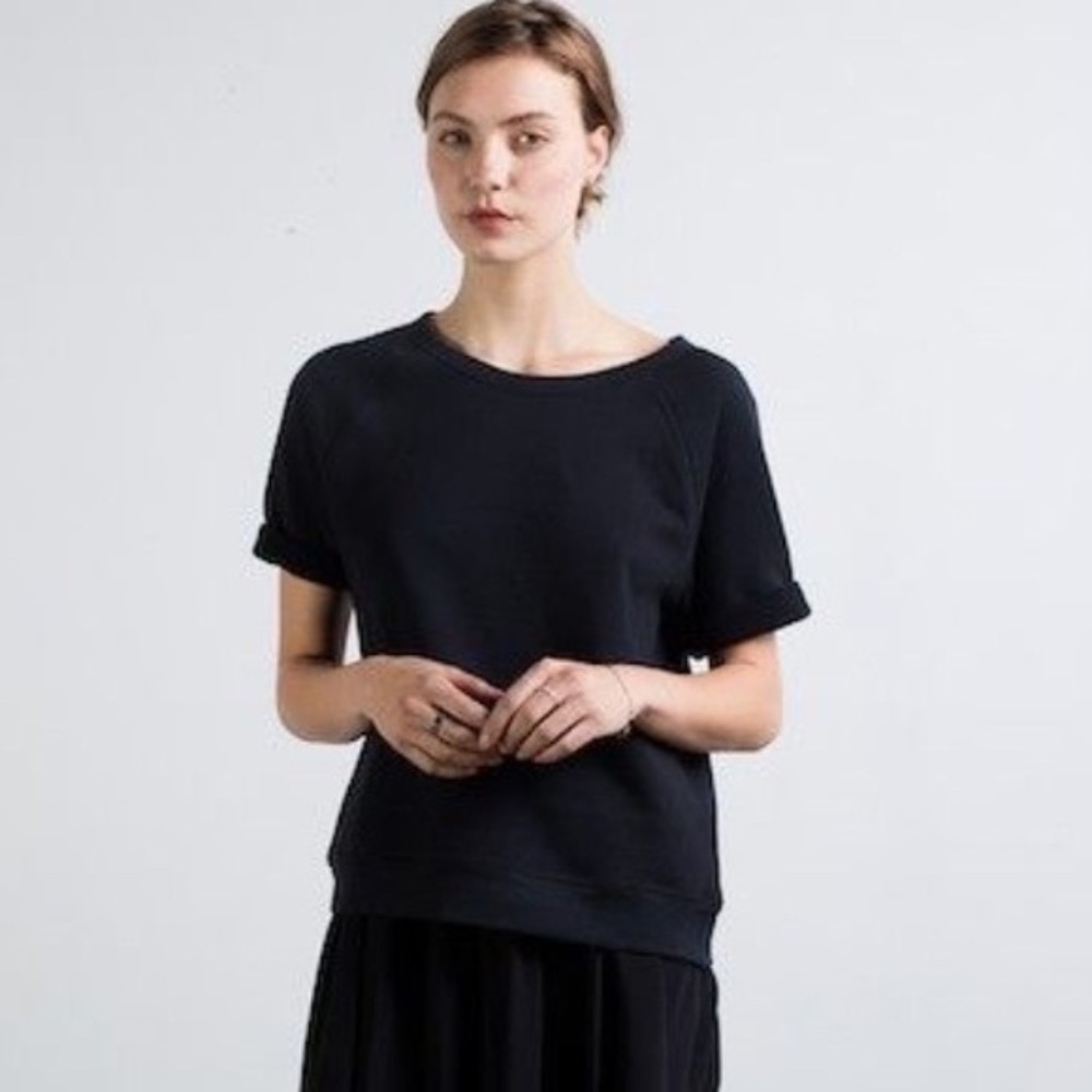 Everlane Raglan Short Sleeve Black Sweatshirt